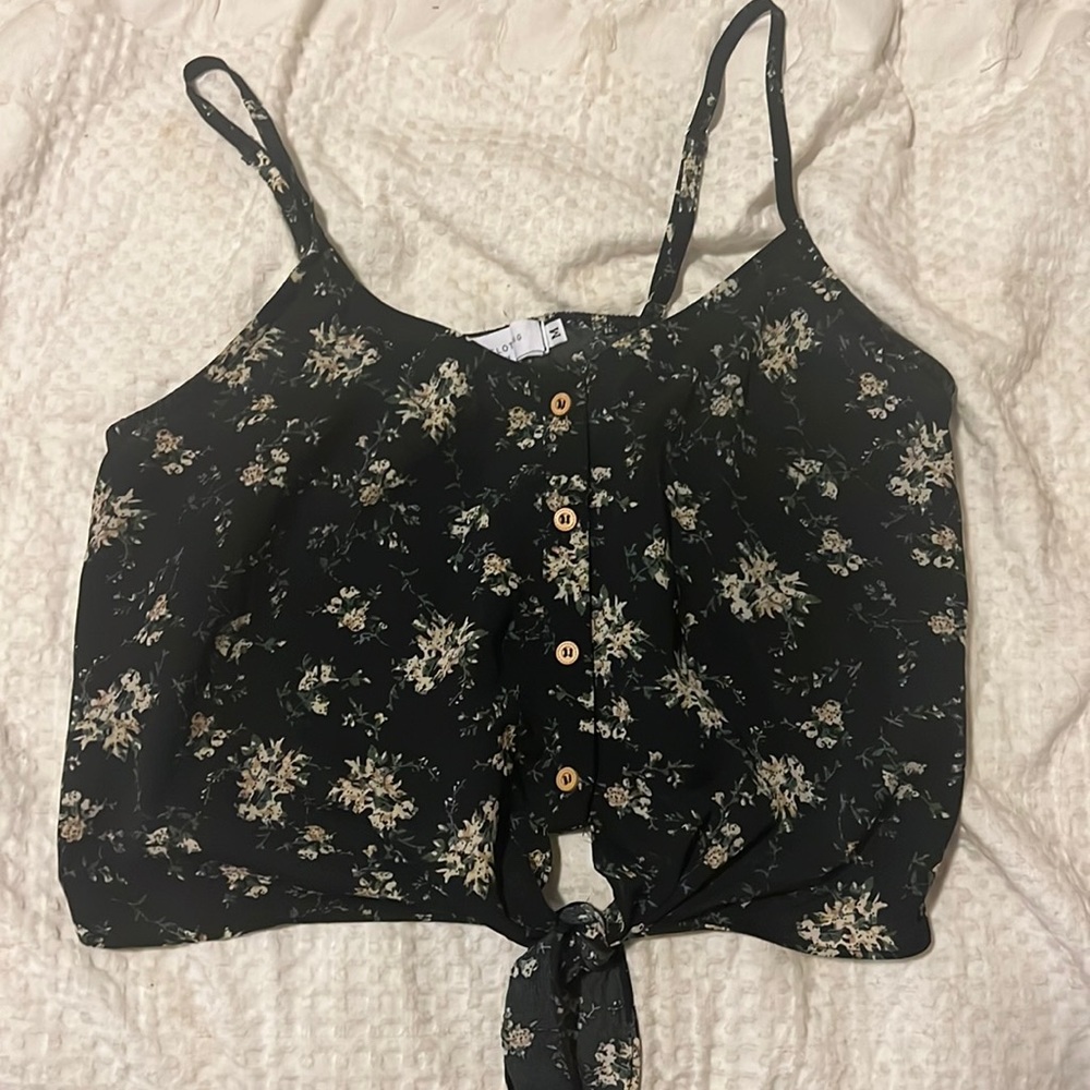 Crop top with tie adjustable spaghetti straps